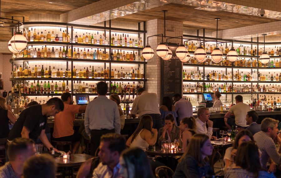Five Key Benefits of Hiring A Pub Marketing Company